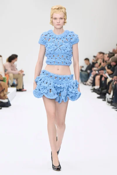 Look 26